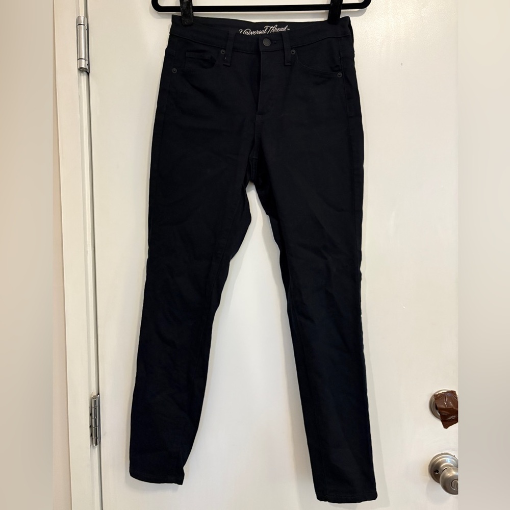 Universal Thread Women's Black Skinny Jeans Sz 27